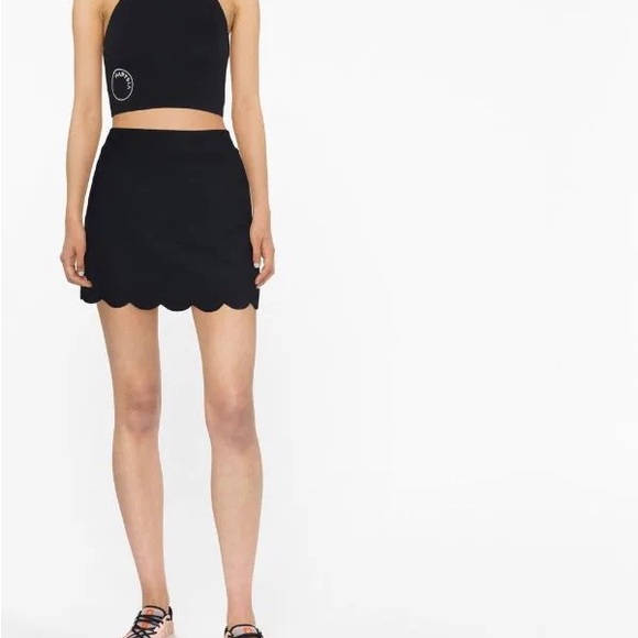 NWOT Scalloped Hem Mini Skirt - Picture 6 of 6